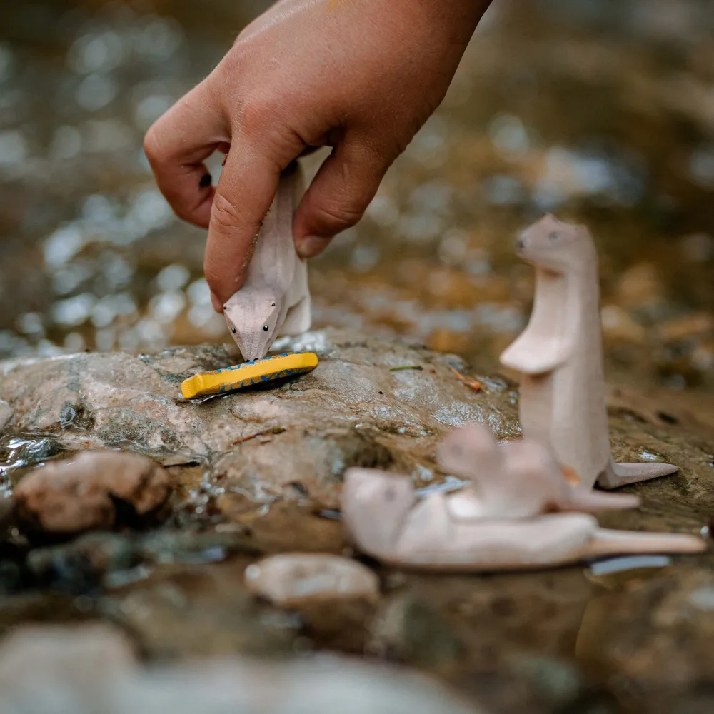 bumbu toys Otter Zittend