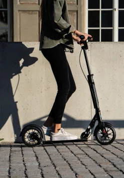 Micro Step Micro Metropolitan Deluxe 2-Wiel Hand-/Voetrem