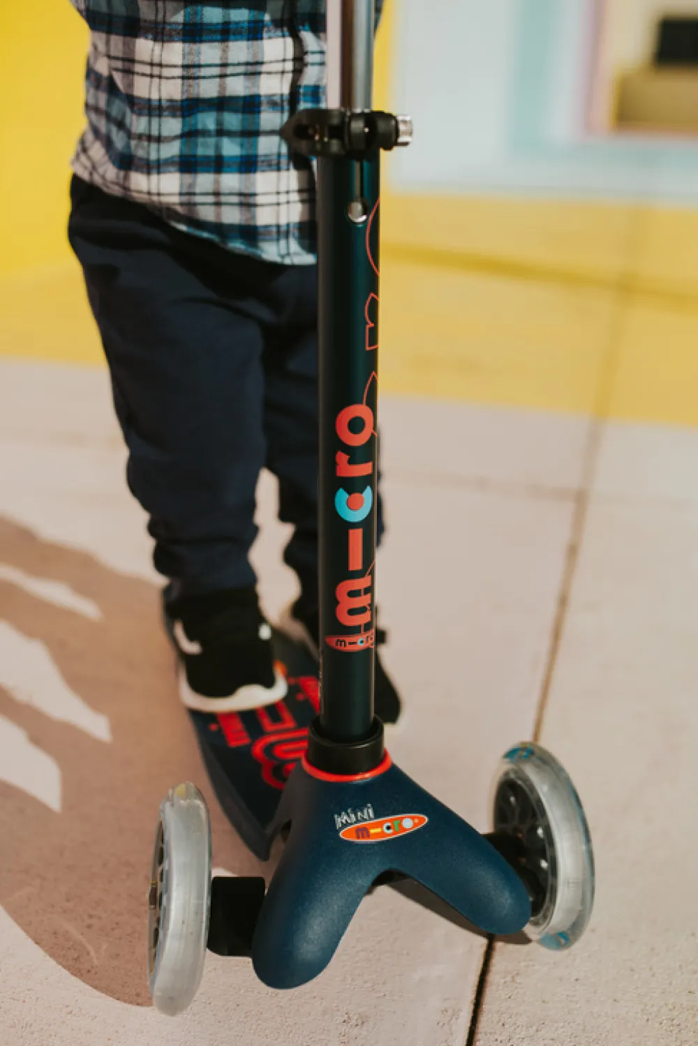 Micro Step Mini Deluxe LED Marineblauw