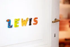 Scratch Letter Dieren Hout